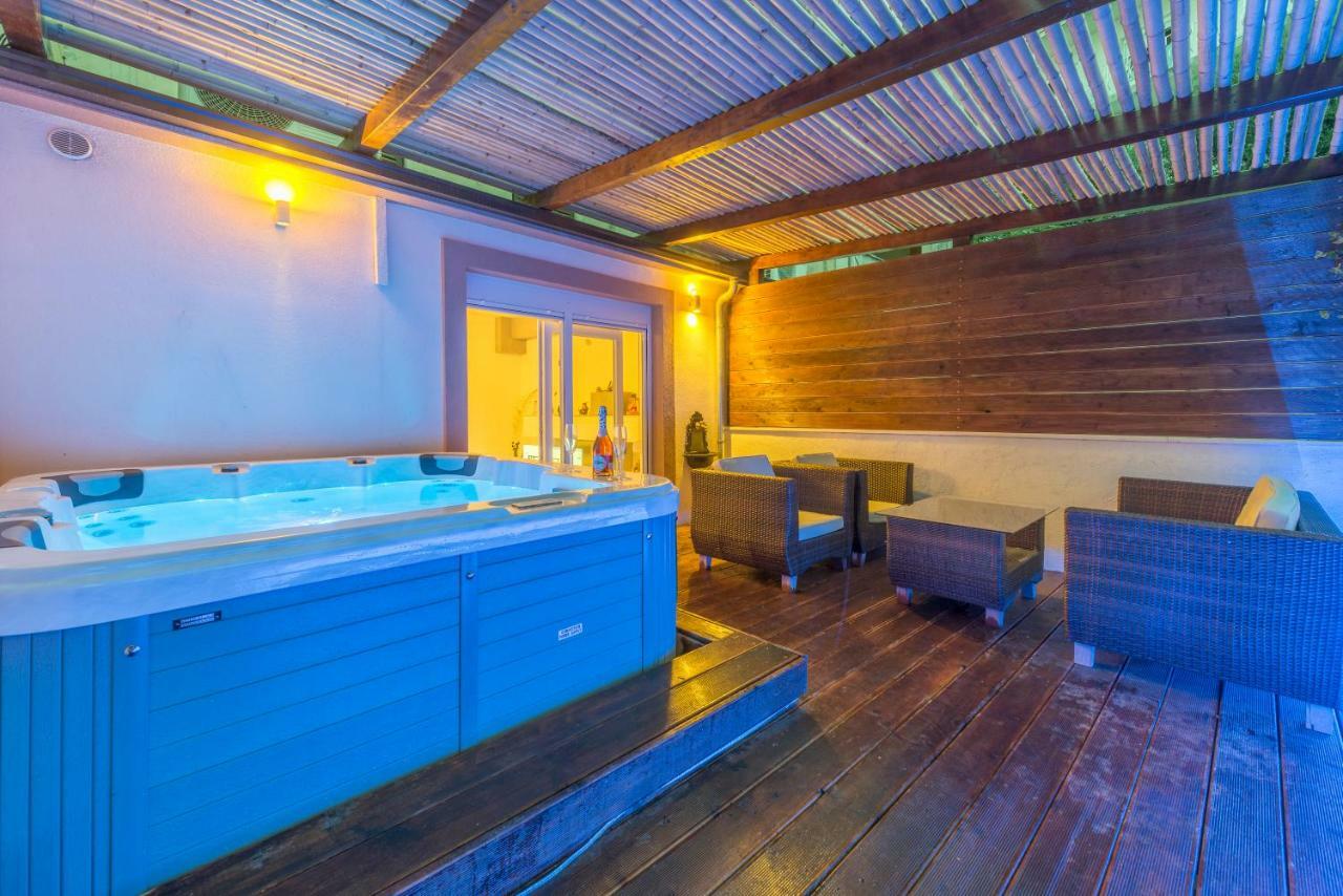 ספליט Alena Luxury Apartment With Jacuzzi מראה חיצוני תמונה